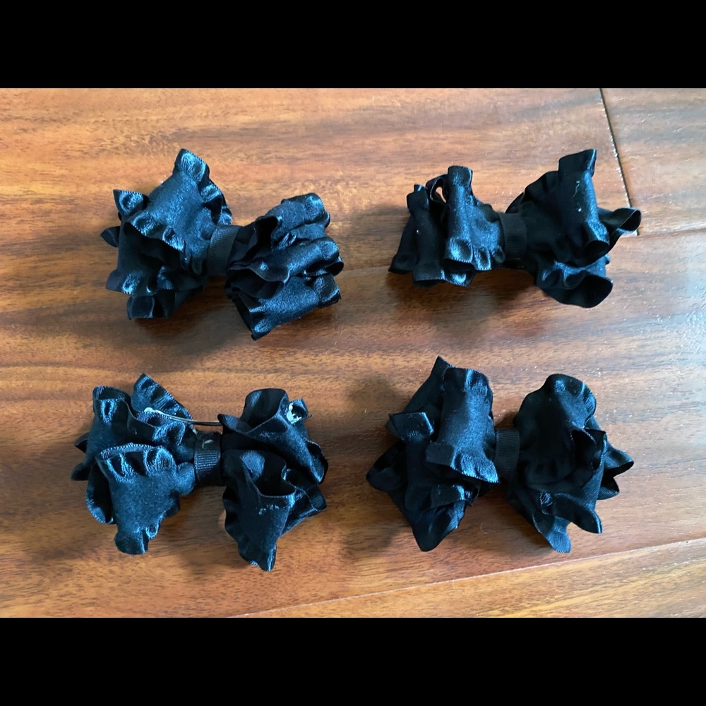 Girl’s Mini Black Ruffle Bows